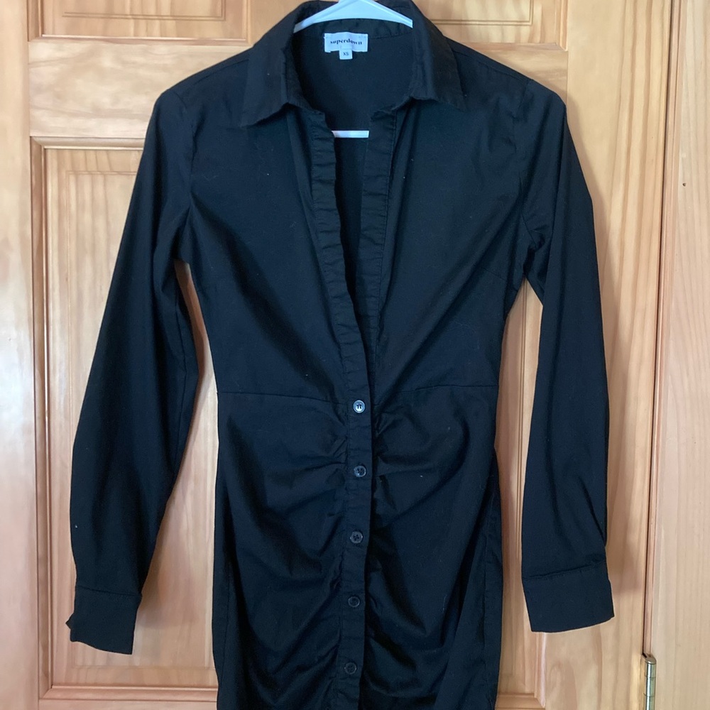 Superdown XS black long sleeve mini button-down deep V neck collared dress